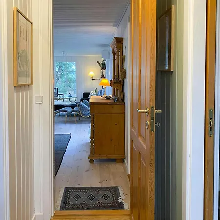 Дом отдыха Cozy With Fjord Views On Фюр