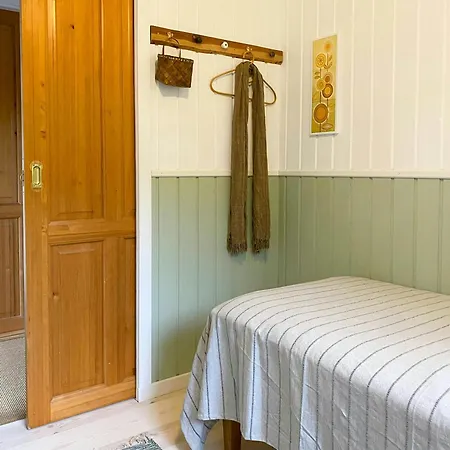 Дом отдыха Cozy With Fjord Views On *