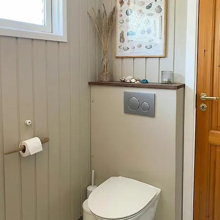 Дом отдыха Cozy With Fjord Views On *